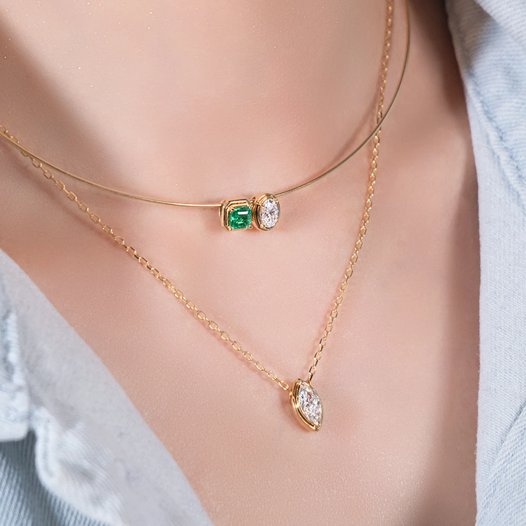 Honey bezel emerald pendant